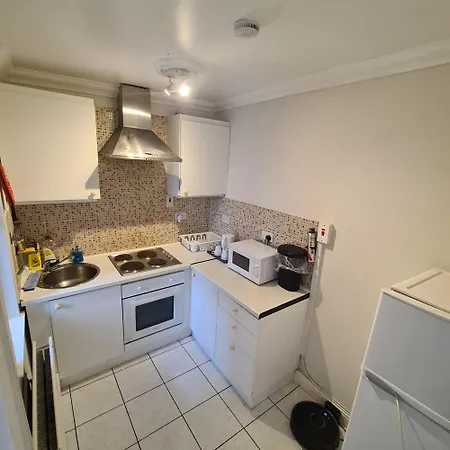 Private In Center Apartment